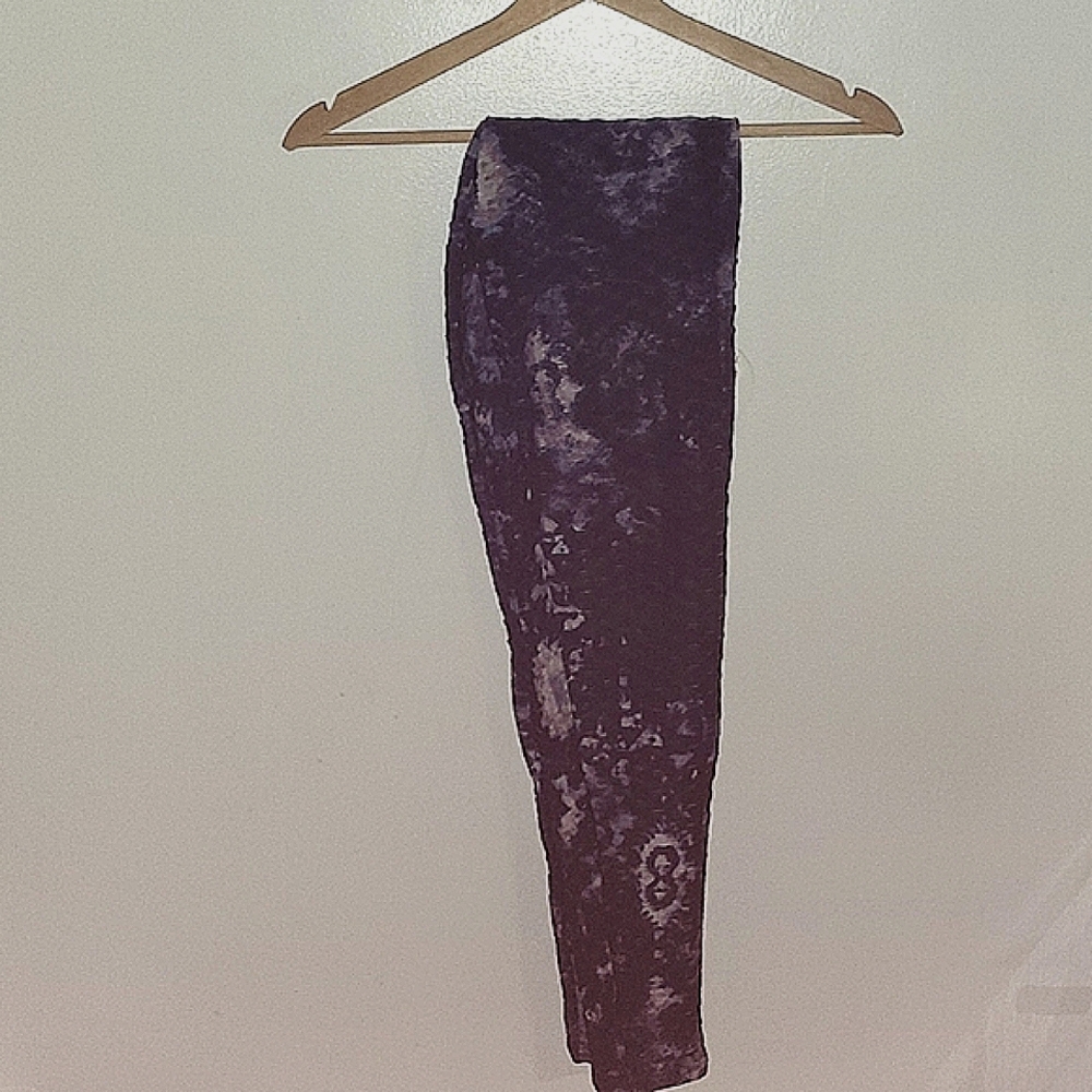 TICK TOCK TIE DIE RUCHED BACK LEGGING SZ MEDIUM JOLIE & JOY